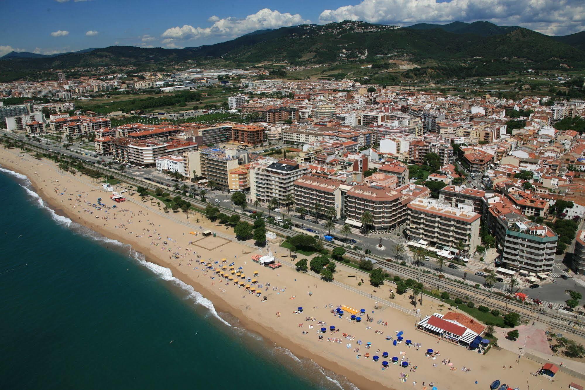 Aqua Hotel Nostre Mar Apartments Pineda de Mar Kültér fotó